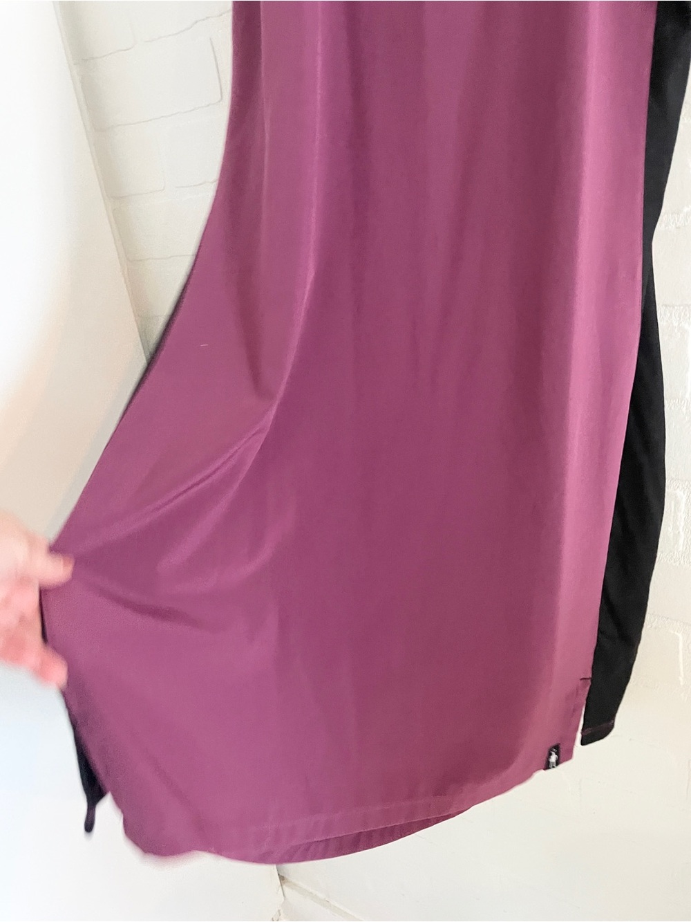 Smartwool Gorpcore Merino Panel Athletic Mini Dress Berry Black Sz M - Picture 5 of 16